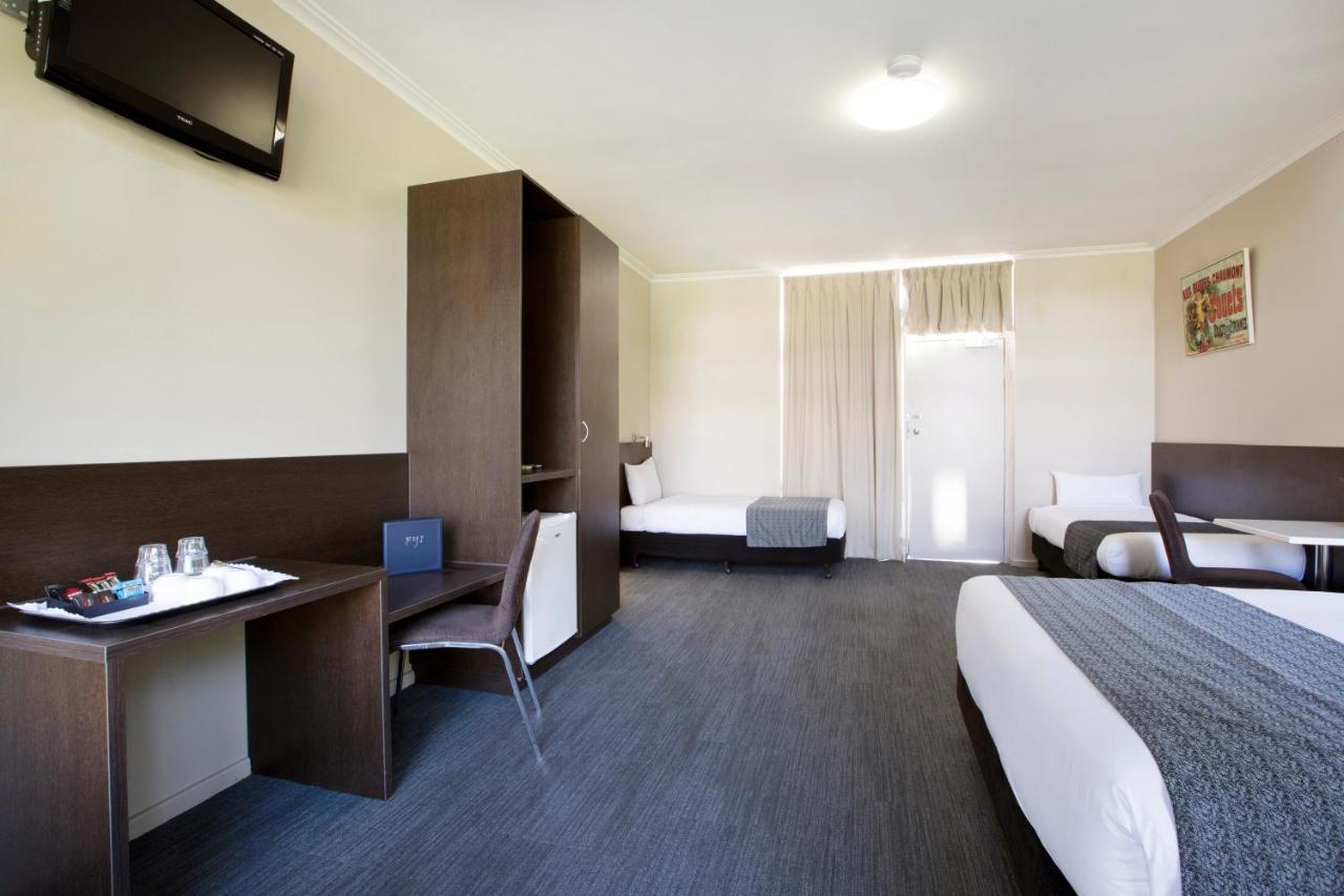Links Hotel Seaton Экстерьер фото