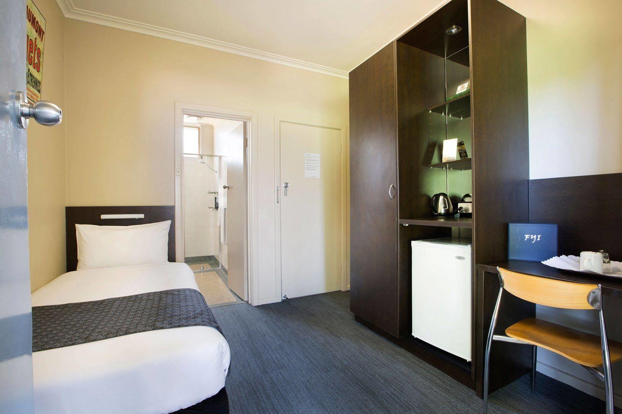 Links Hotel Seaton Экстерьер фото