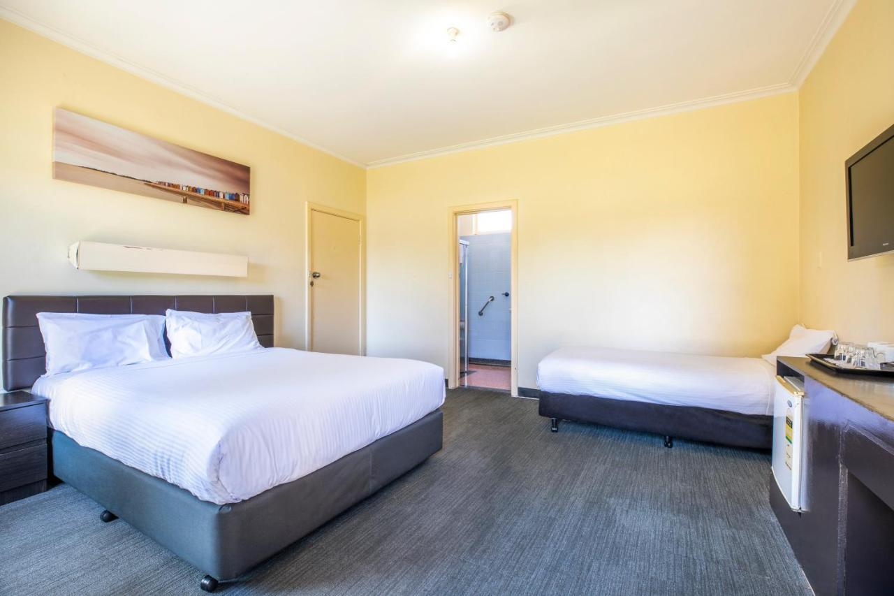 Links Hotel Seaton Экстерьер фото