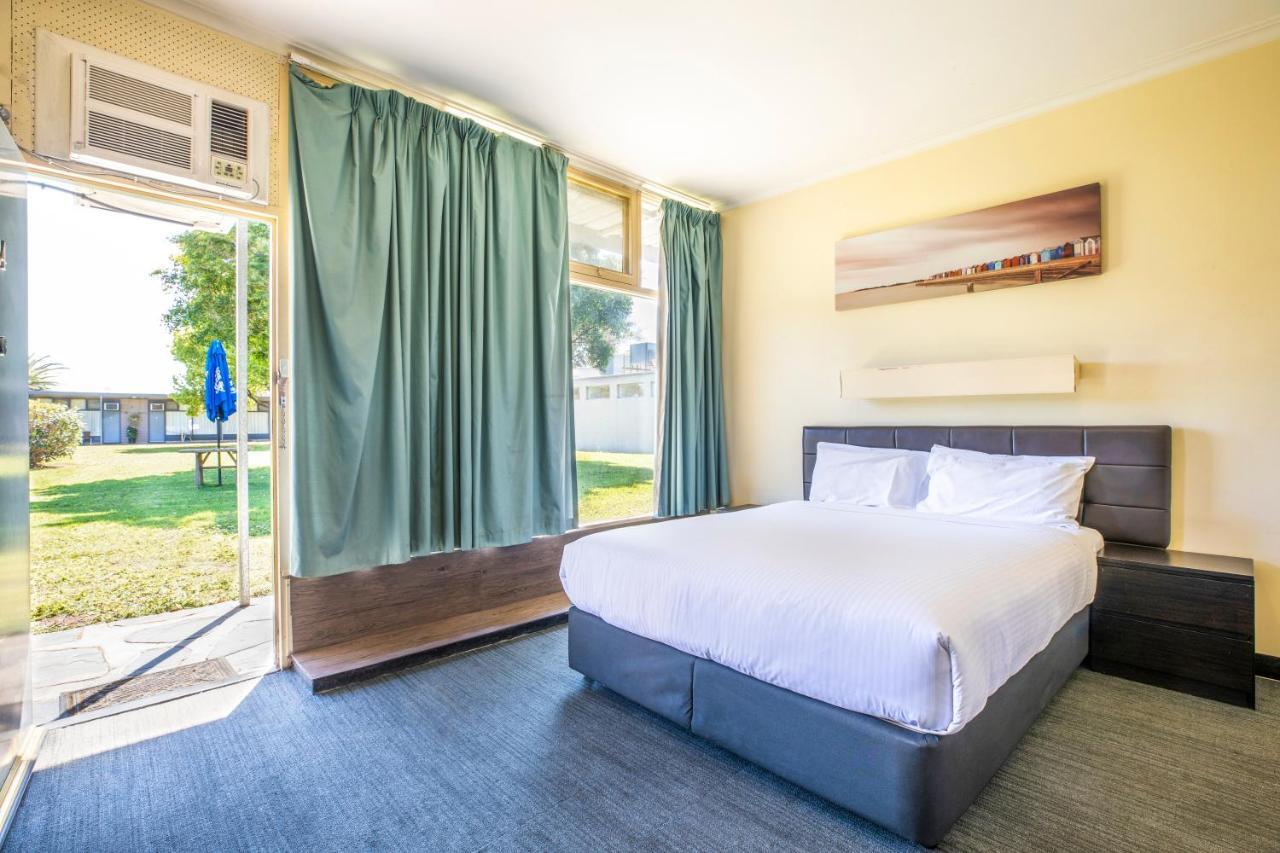 Links Hotel Seaton Экстерьер фото