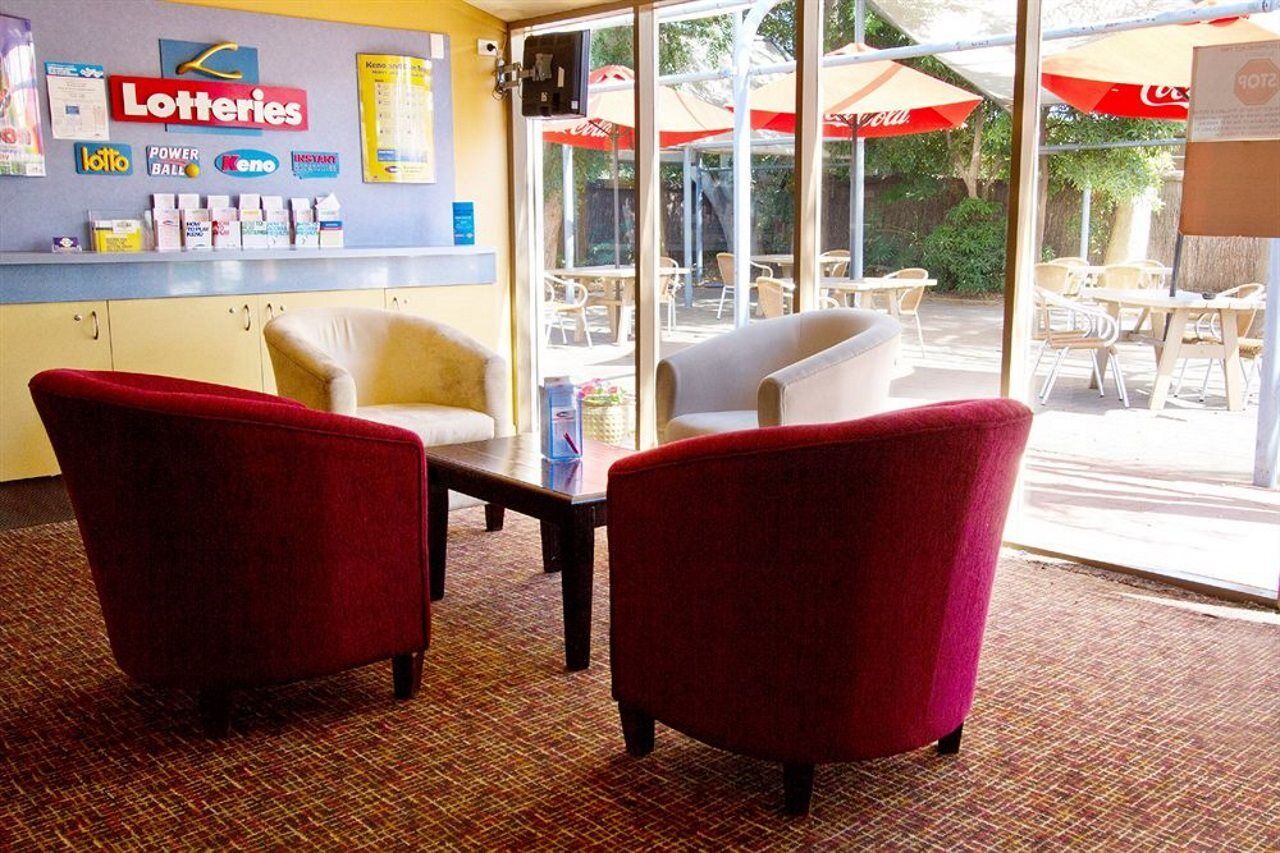 Links Hotel Seaton Экстерьер фото